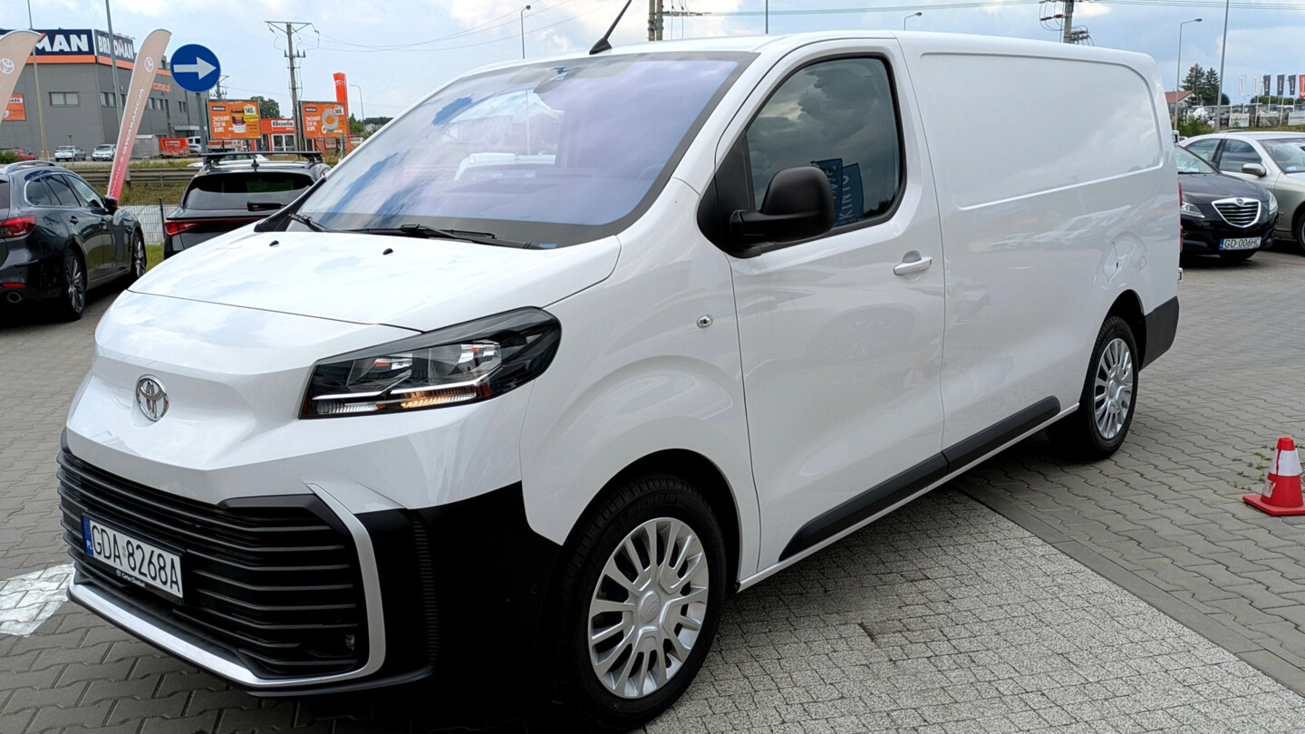 Toyota PROACE