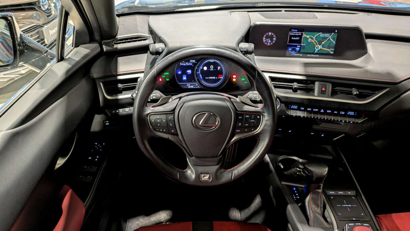 Lexus UX