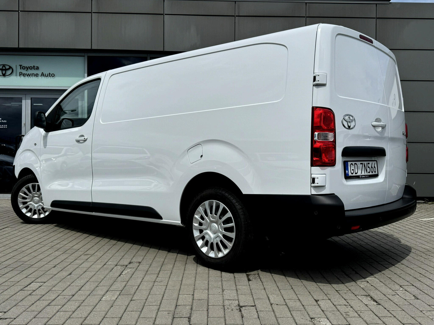 Toyota PROACE