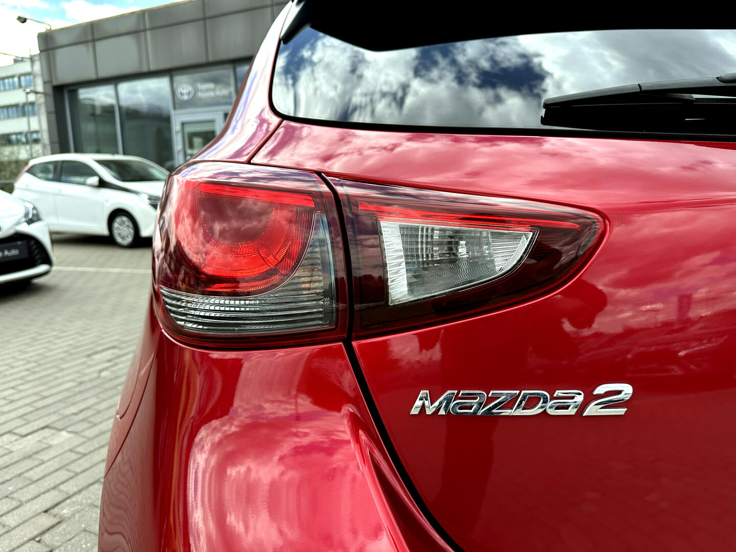 Mazda 2